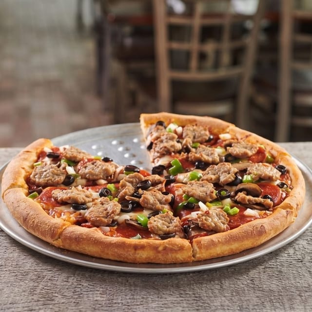 Small 10" Deluxe Pizza.